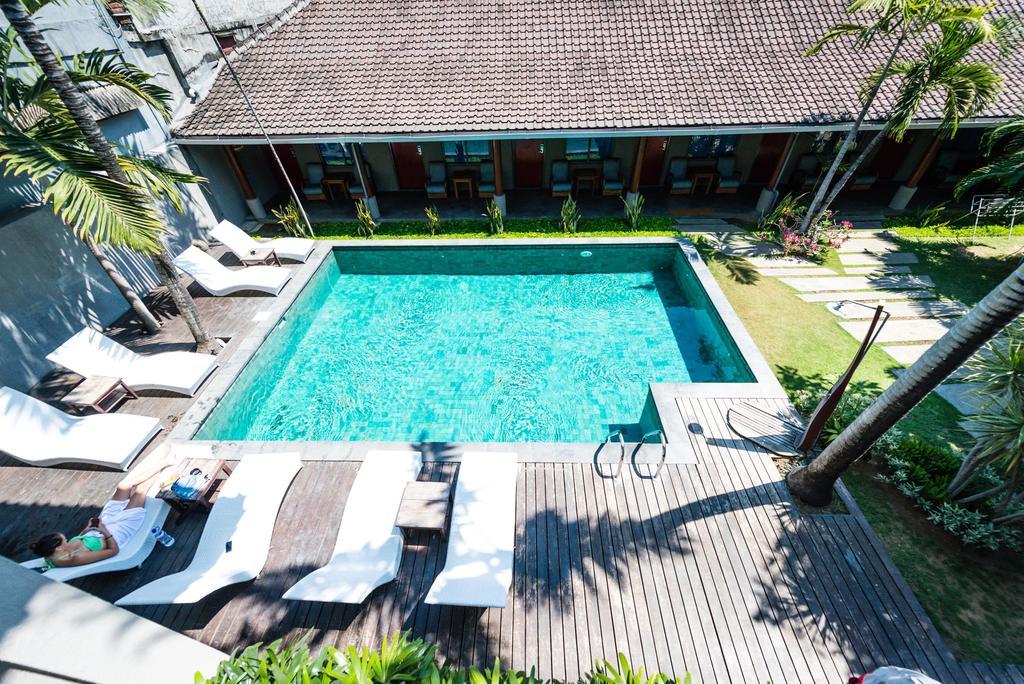 Kayun Hostel Legian Habitación foto
